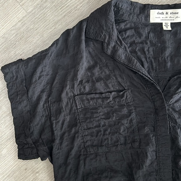 Cloth & Stone by Anthropologie Lyia black semi sheer tie front crinkled blouse - Picture 4 of 9